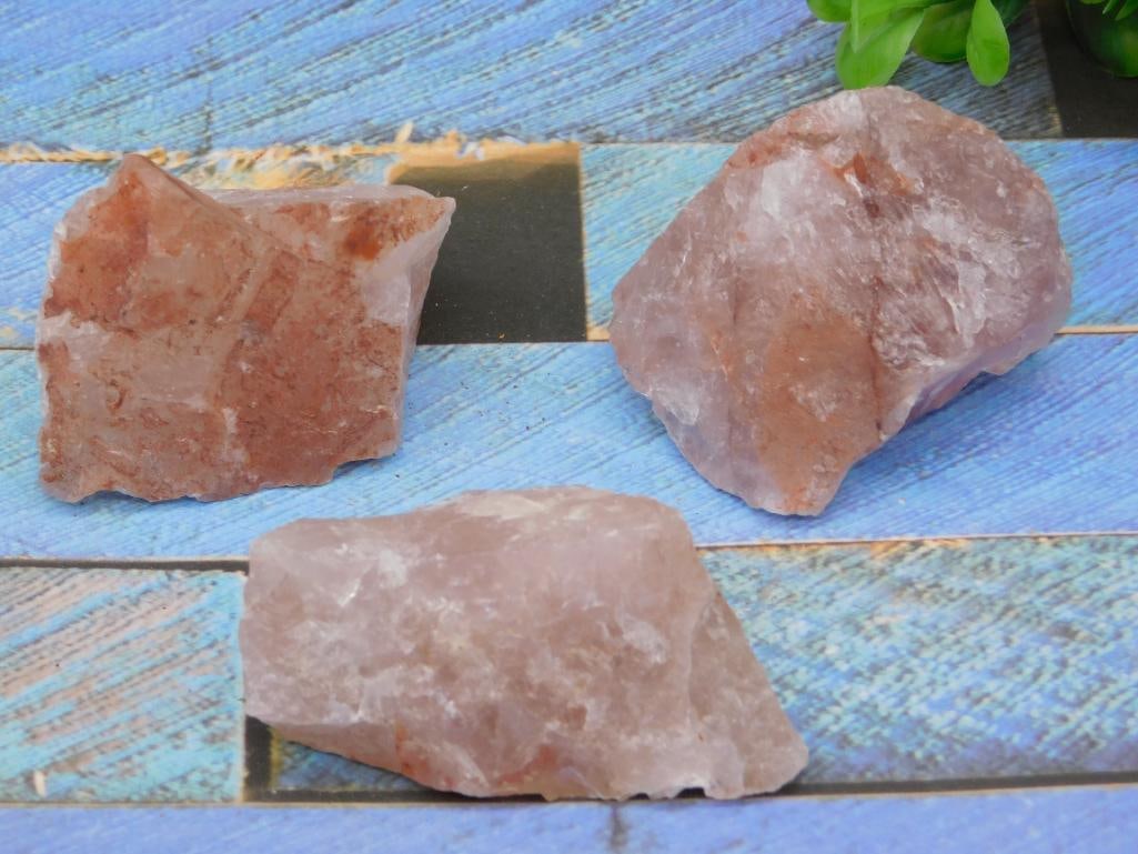 STRAWBERRY QUARTZ ROCK STONE LAPIDARY SPECIMEN: STRAWBERRY QUARTZ ROCK STONE LAPIDARY SPECIMEN