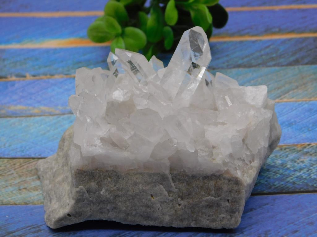 QUARTZ ROCK STONE LAPIDARY SPECIMEN (1 of 2)