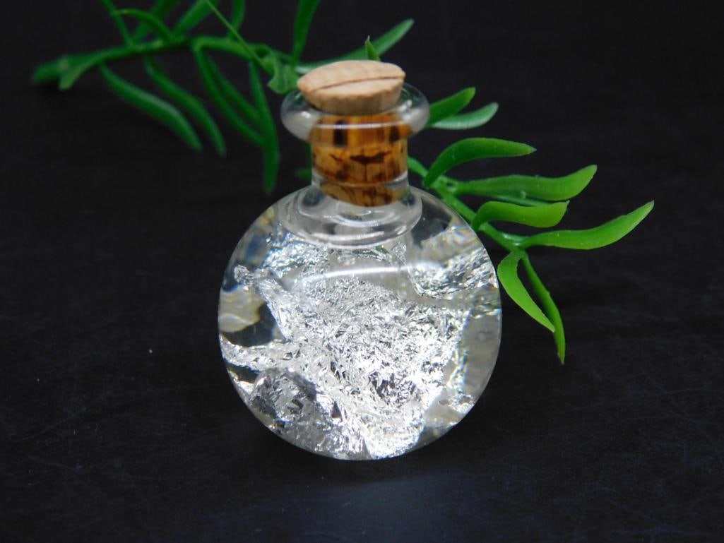 SILVER FLAKES IN BOTTLE ROCK STONE LAPIDARY SPECIMEN: SILVER FLAKES IN BOTTLE ROCK STONE LAPIDARY SPECIMEN