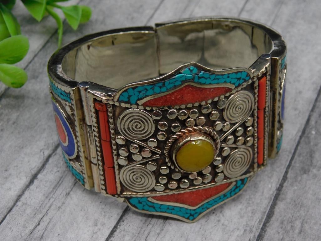 TURQUOISE, CARNELIAN, LAPIS, AND RED CORAL CUFF BRACELET: TURQUOISE, CARNELIAN, LAPIS, AND RED CORAL CUFF BRACELET