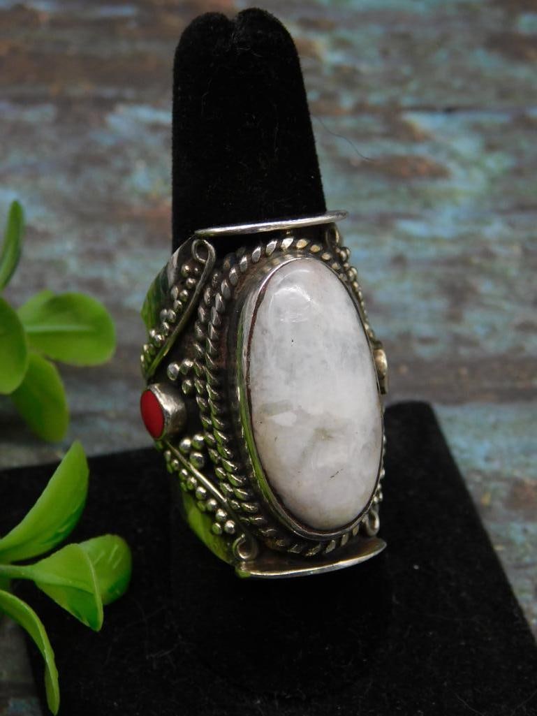 QUARTZ AND RED CORAL ADJUSTABLE RING (1 of 2)