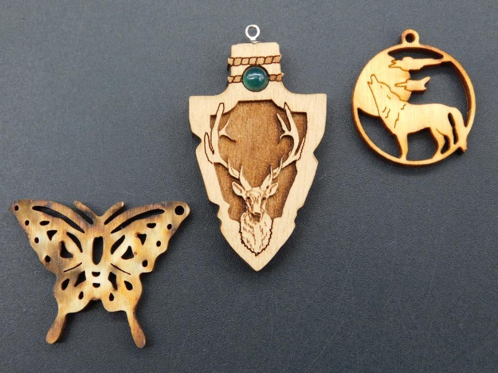 WOODEN PENDANTS BUTTERFLY DEER AND WOLF: WOODEN PENDANTS BUTTERFLY DEER AND WOLF