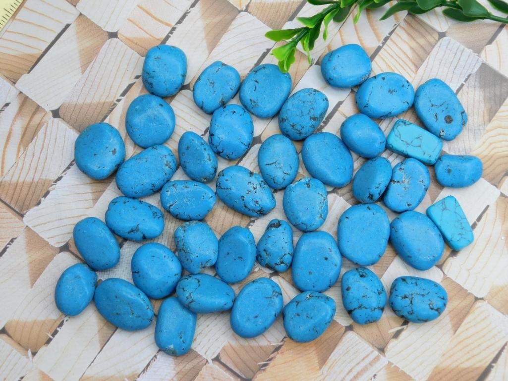 ROCK STONE LAPIDARY SPECIMEN: ROCK STONE LAPIDARY SPECIMEN