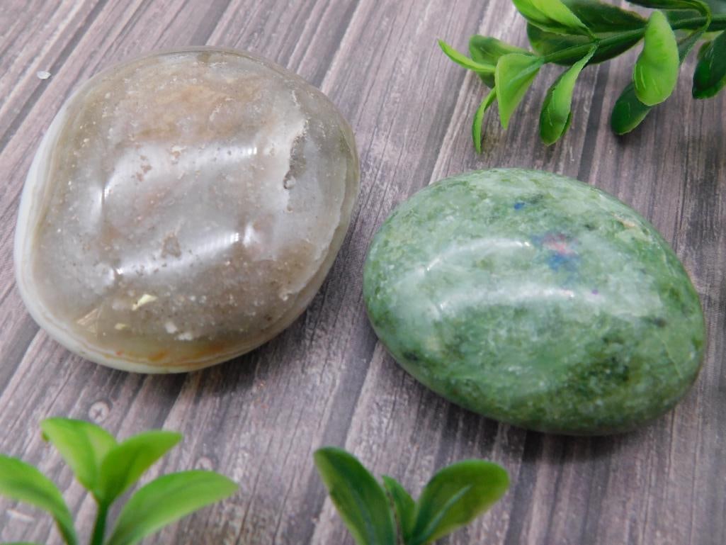 MIXED LOT ROCK STONE LAPIDARY SPECIMEN: MIXED LOT ROCK STONE LAPIDARY SPECIMEN