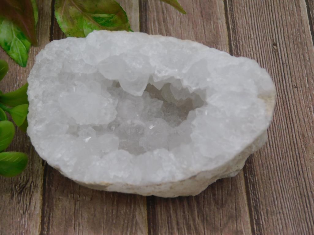 GEODE ROCK STONE LAPIDARY SPECIMEN - 3