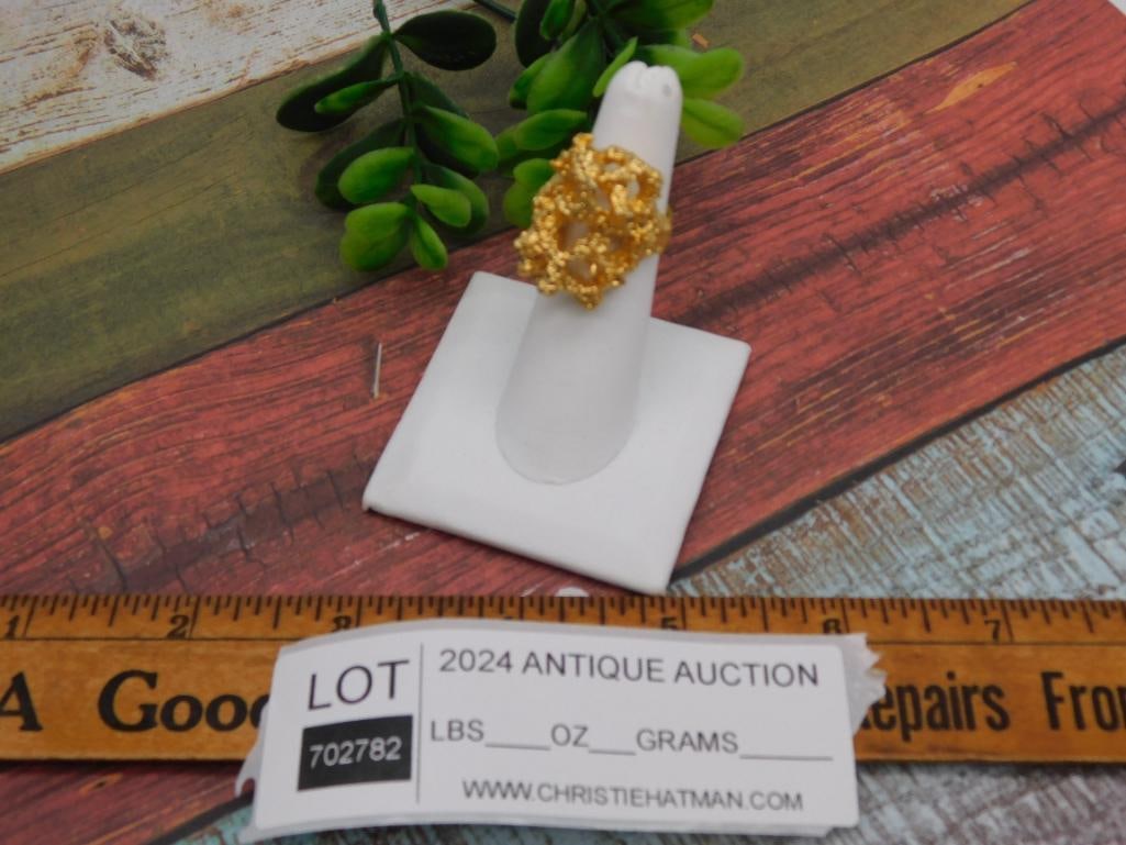 HAMMERED GOLD TONE RING - 4