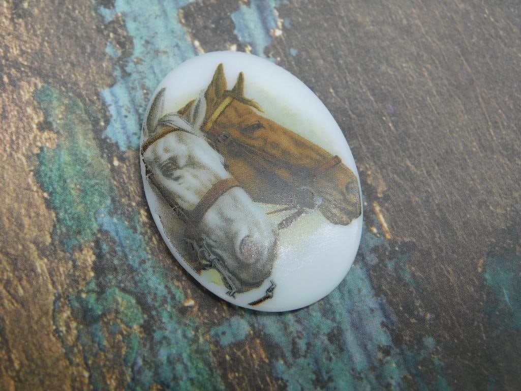 Oval Cabochon with Horse Design: Oval Cabochon with Horse Design