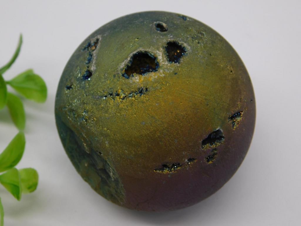 DRUZY TITANIUM SPHERE ROCK STONE LAPIDARY SPECIMEN (1 of 2)