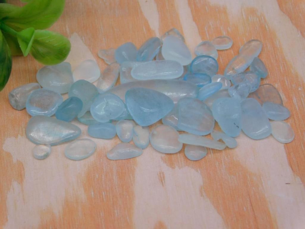 AQUAMARINE ROCK STONE LAPIDARY SPECIMEN: AQUAMARINE ROCK STONE LAPIDARY SPECIMEN