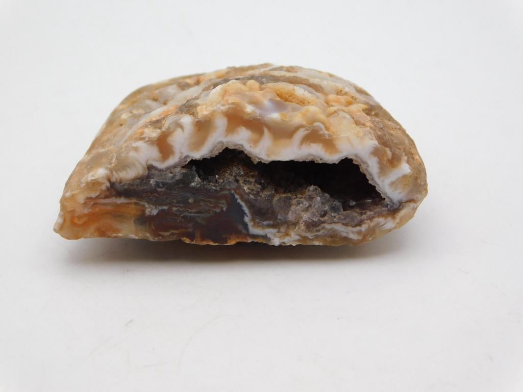 GEODE ROCK STONE LAPIDARY SPECIMEN (1 of 2)