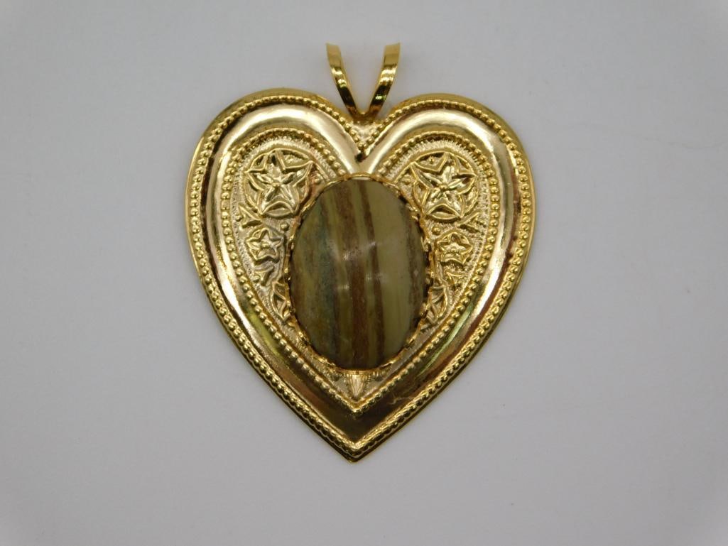 GENUINE STONE PENDANT ROCK STONE LAPIDARY SPECIMEN: GENUINE STONE PENDANT ROCK STONE LAPIDARY SPECIMEN