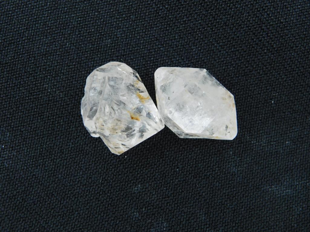 HERKIMER DIAMOND 40 CARATS ROCK STONE LAPIDARY SPECIMEN: HERKIMER DIAMOND 40 CARATS ROCK STONE LAPIDARY SPECIMEN