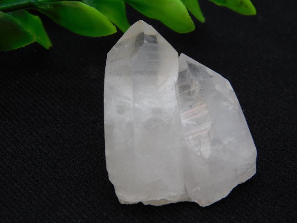 QUARTZ ROCK STONE LAPIDARY SPECIMEN (1 of 2)