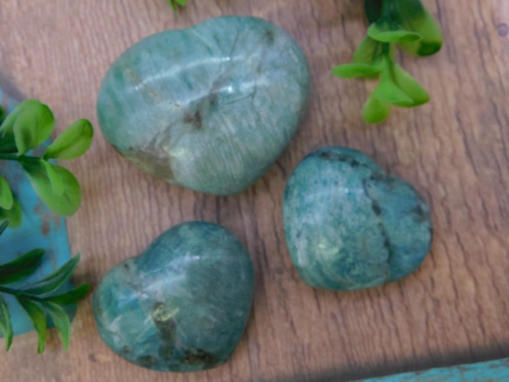 STONE HEARTS ROCK STONE LAPIDARY SPECIMEN: STONE HEARTS ROCK STONE LAPIDARY SPECIMEN