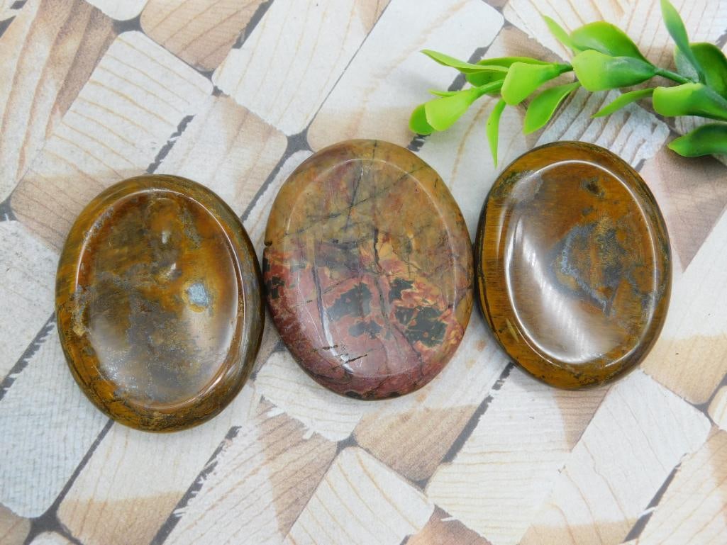 WORRY STONES ROCK STONE LAPIDARY SPECIMEN (1 of 2)