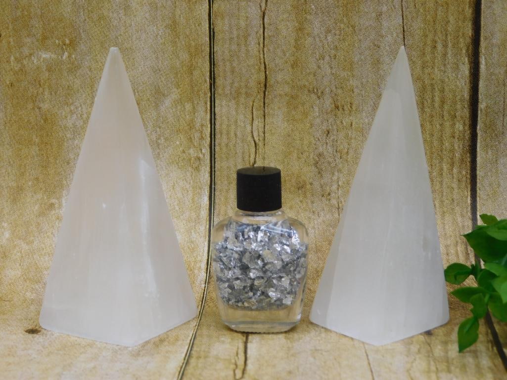 MIXED LOT ROCK STONE LAPIDARY SPECIMEN: MIXED LOT ROCK STONE LAPIDARY SPECIMEN