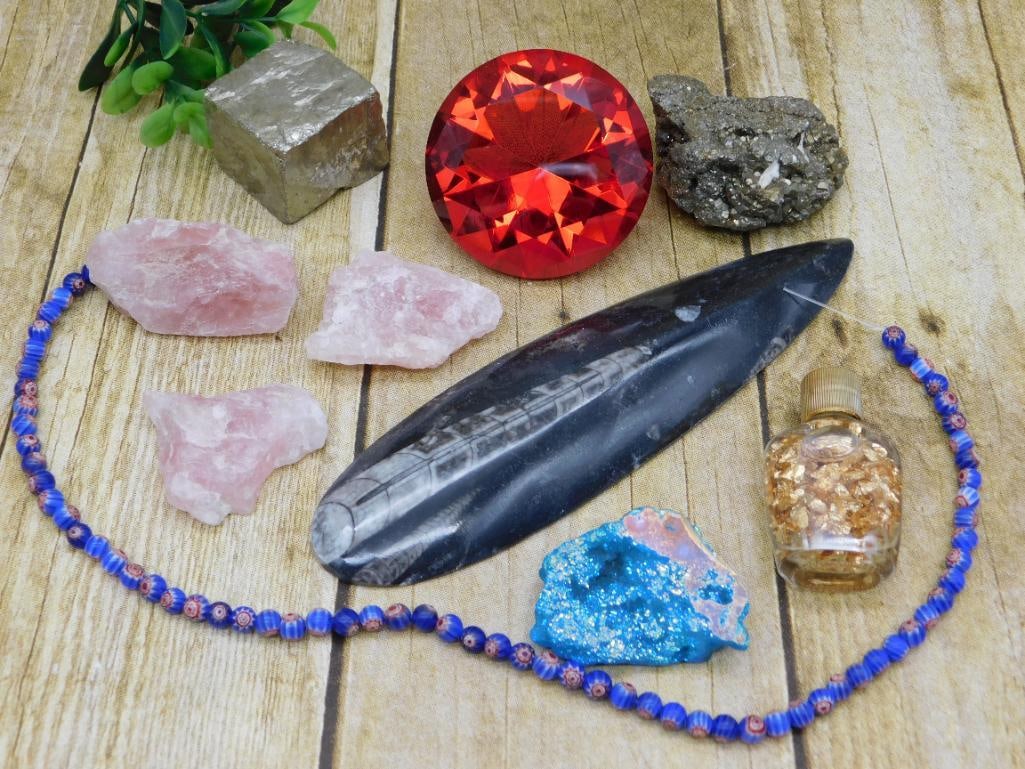 MIXED LOT ROCK STONE LAPIDARY SPECIMEN: MIXED LOT ROCK STONE LAPIDARY SPECIMEN