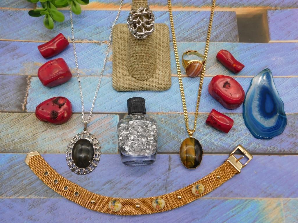 MIXED LOT ROCK STONE LAPIDARY SPECIMEN: MIXED LOT ROCK STONE LAPIDARY SPECIMEN