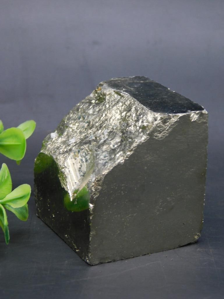 NATURAL FORMATION SPANISH PYRITE CUBE ROCK STONE LAPIDARY SPECIMEN (1 of 2)