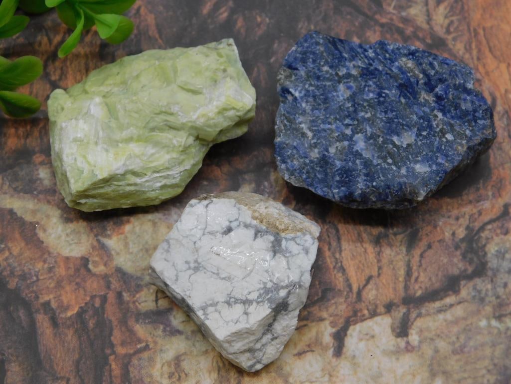 MIXED ROUGH LOT ROCK STONE LAPIDARY SPECIMEN (1 of 2)