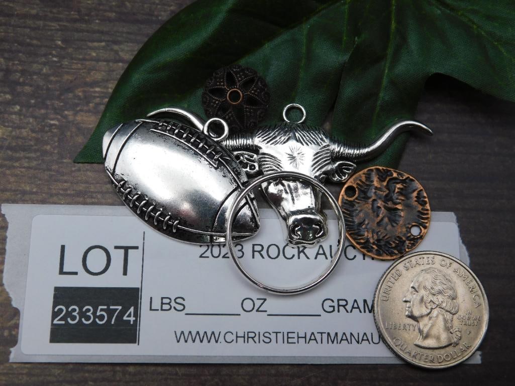 MIXED PENDANT LOT - 2