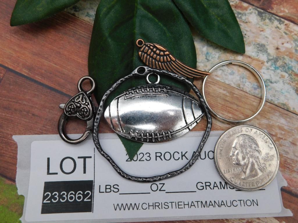 MIXED PENDANT LOT - 2