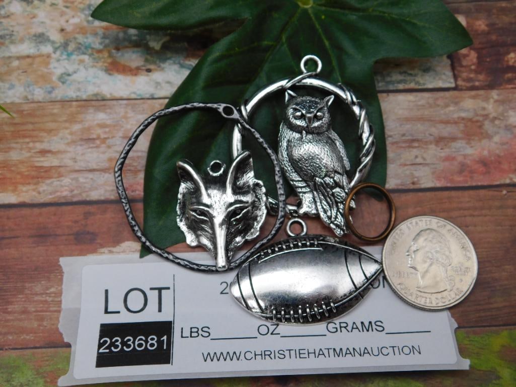 MIXED PENDANT LOT - 2