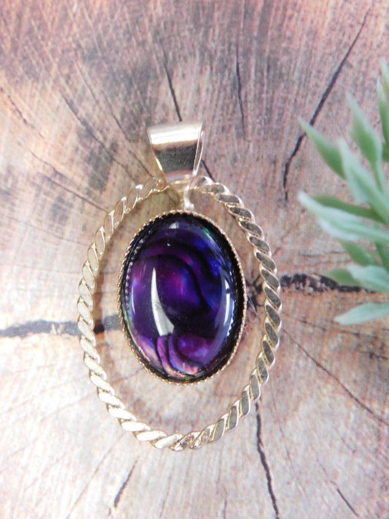 ABALONE PENDANT ROCK STONE LAPIDARY SPECIMEN (1 of 2)