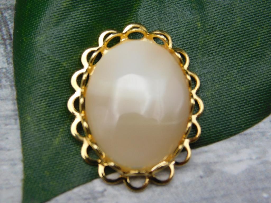 AGATE PENDANT ROCK STONE LAPIDARY SPECIMEN: AGATE PENDANT ROCK STONE LAPIDARY SPECIMEN