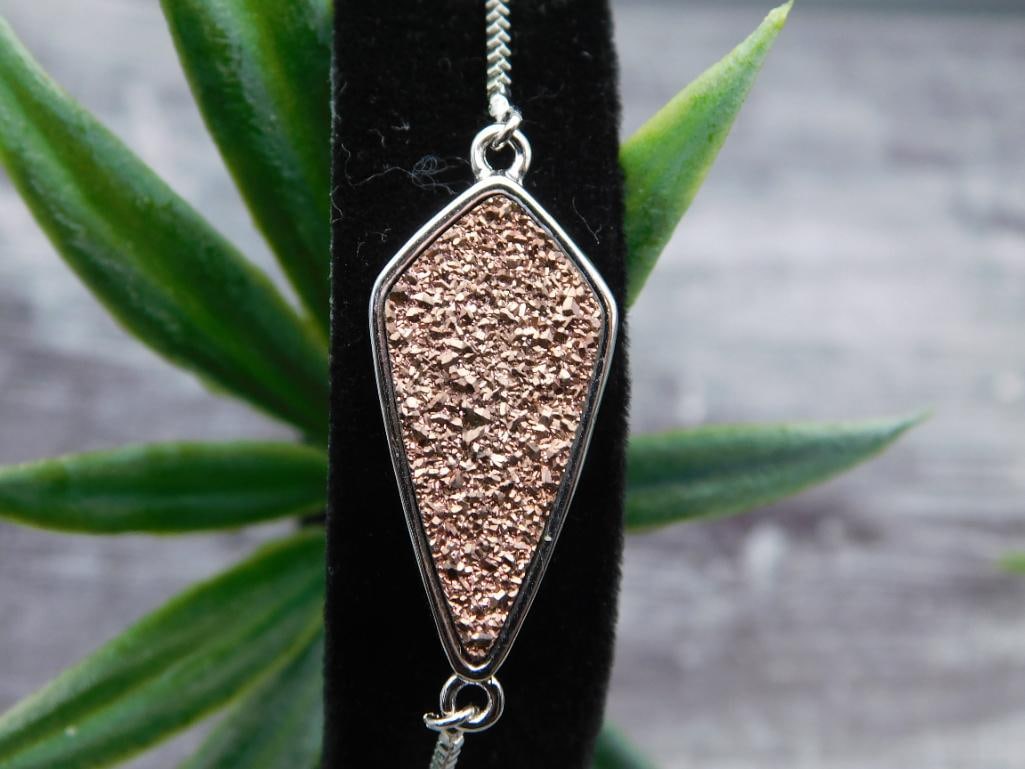 DRUZY QUARTZ ADJUSTABLE BRACELET ROCK STONE LAPIDARY SPECIMEN: DRUZY QUARTZ ADJUSTABLE BRACELET ROCK STONE LAPIDARY SPECIMEN