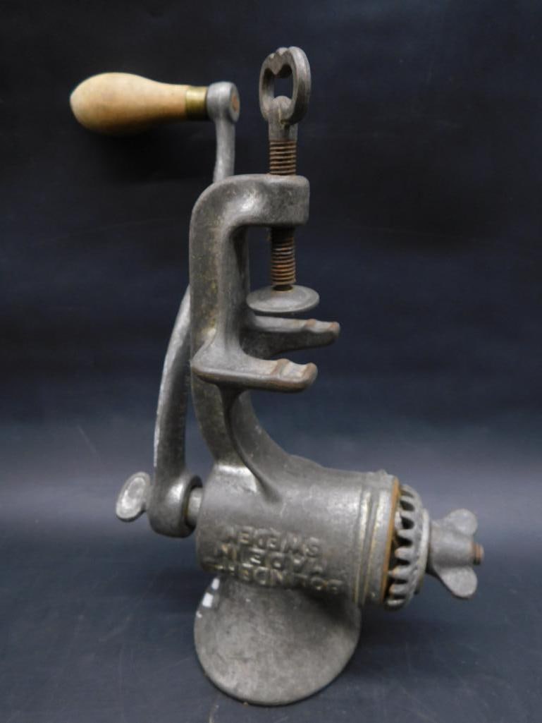 VINTAGE MEAT GRINDER SWEDISH ANTIQUE KITCHEN TOOL (1 of 6)