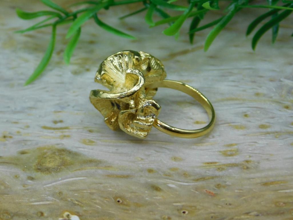 FLOWER RING ROCK STONE LAPIDARY SPECIMEN - 2