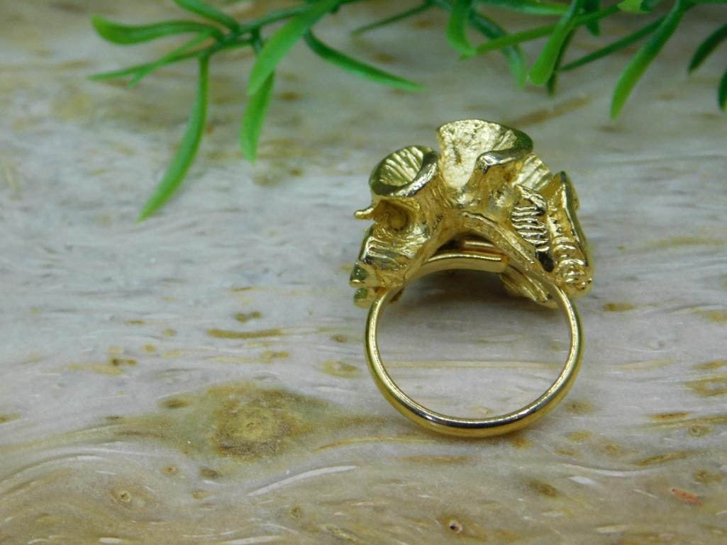 FLOWER RING ROCK STONE LAPIDARY SPECIMEN - 3