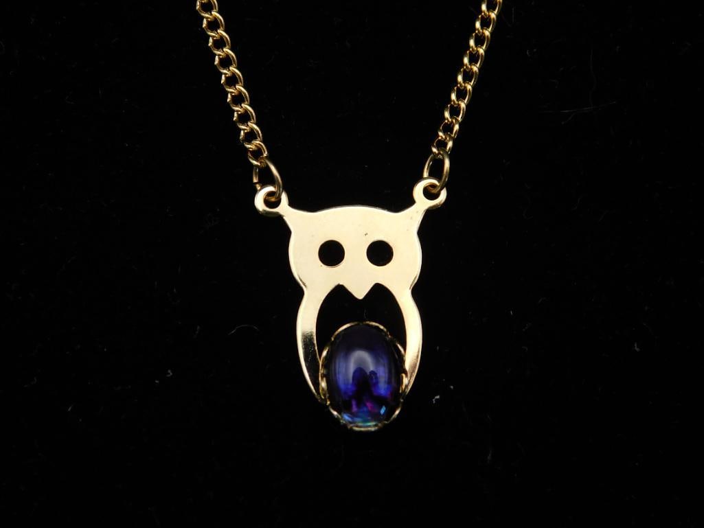 ABALONE STONE OWL PENDANT NECKLACE ROCK STONE LAPIDARY SPECIMEN: ABALONE STONE OWL PENDANT NECKLACE ROCK STONE LAPIDARY SPECIMEN