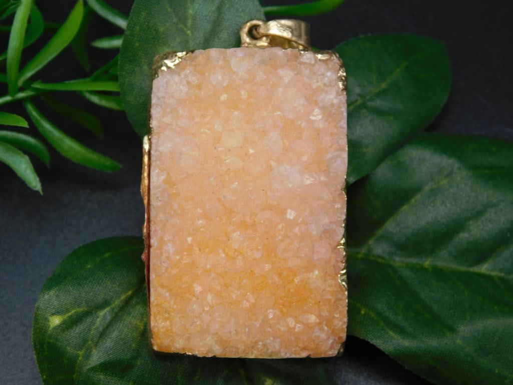 DRUZY QUARTZ PENDANT ROCK STONE LAPIDARY SPECIMEN (1 of 2)