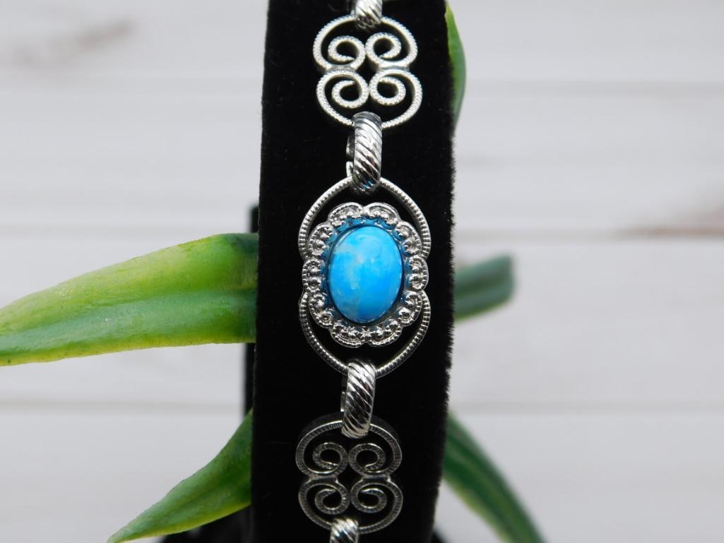 TURQUOISE BRACELET ROCK STONE LAPIDARY SPECIMEN: TURQUOISE BRACELET ROCK STONE LAPIDARY SPECIMEN