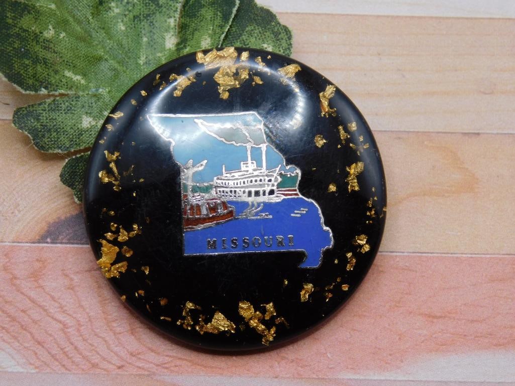 MISSOURI CABOCHON ROCK STONE LAPIDARY SPECIMEN: MISSOURI CABOCHON ROCK STONE LAPIDARY SPECIMEN