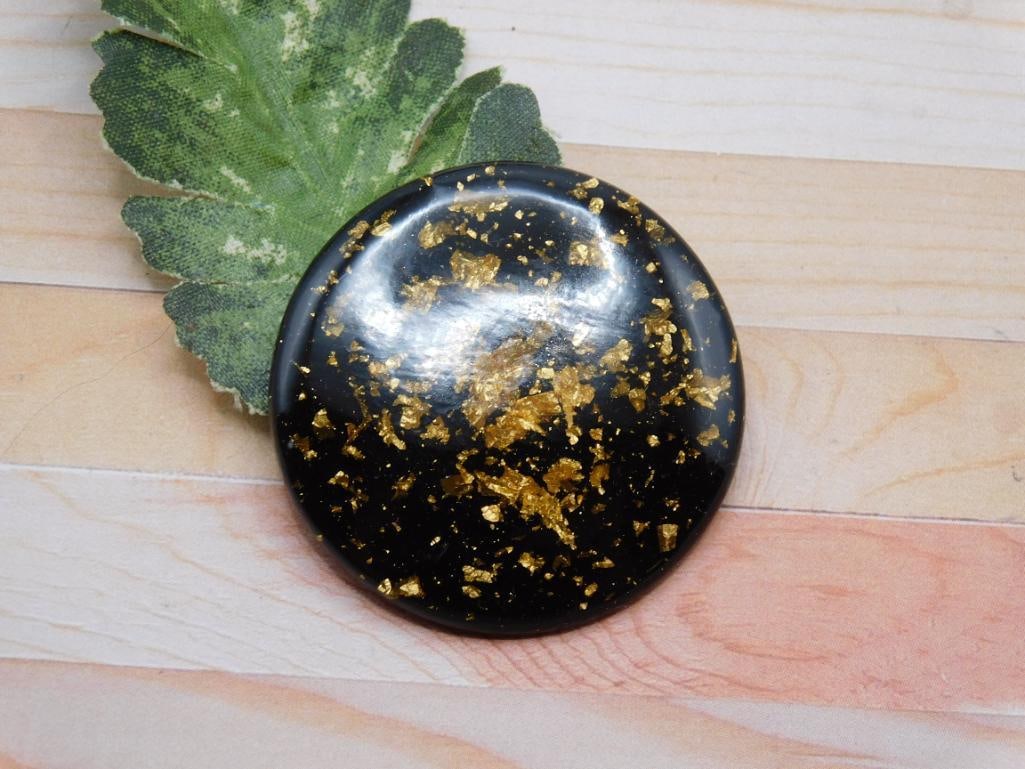 GOLD FLECKED CABOCHON ROCK STONE LAPIDARY SPECIMEN: GOLD FLECKED CABOCHON ROCK STONE LAPIDARY SPECIMEN