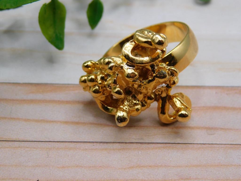 GOLD CLUSTER RING ROCK STONE LAPIDARY SPECIMEN: GOLD CLUSTER RING ROCK STONE LAPIDARY SPECIMEN