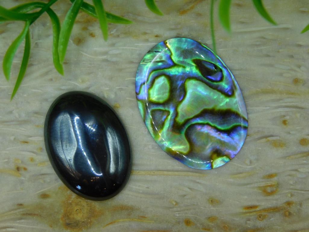 CABOCHONS ROCK STONE LAPIDARY SPECIMEN: CABOCHONS ROCK STONE LAPIDARY SPECIMEN