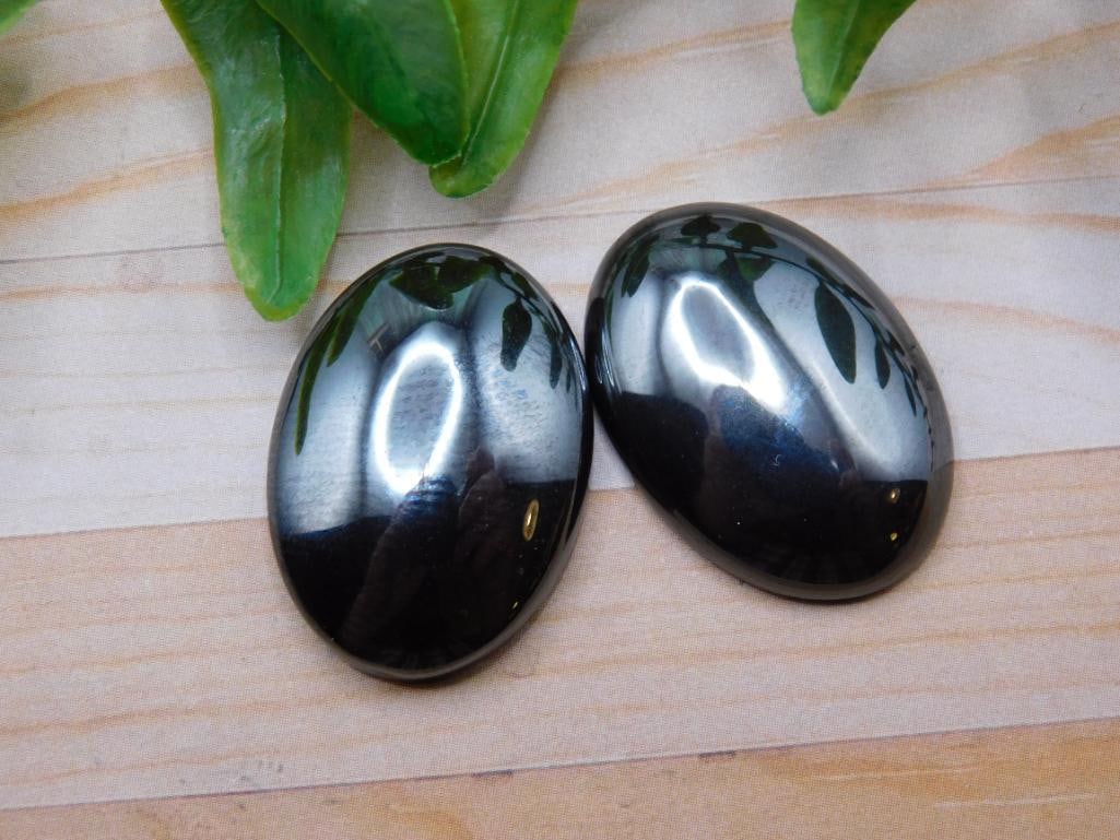 HEMATITE CABOCHONS ROCK STONE LAPIDARY SPECIMEN: HEMATITE CABOCHONS ROCK STONE LAPIDARY SPECIMEN