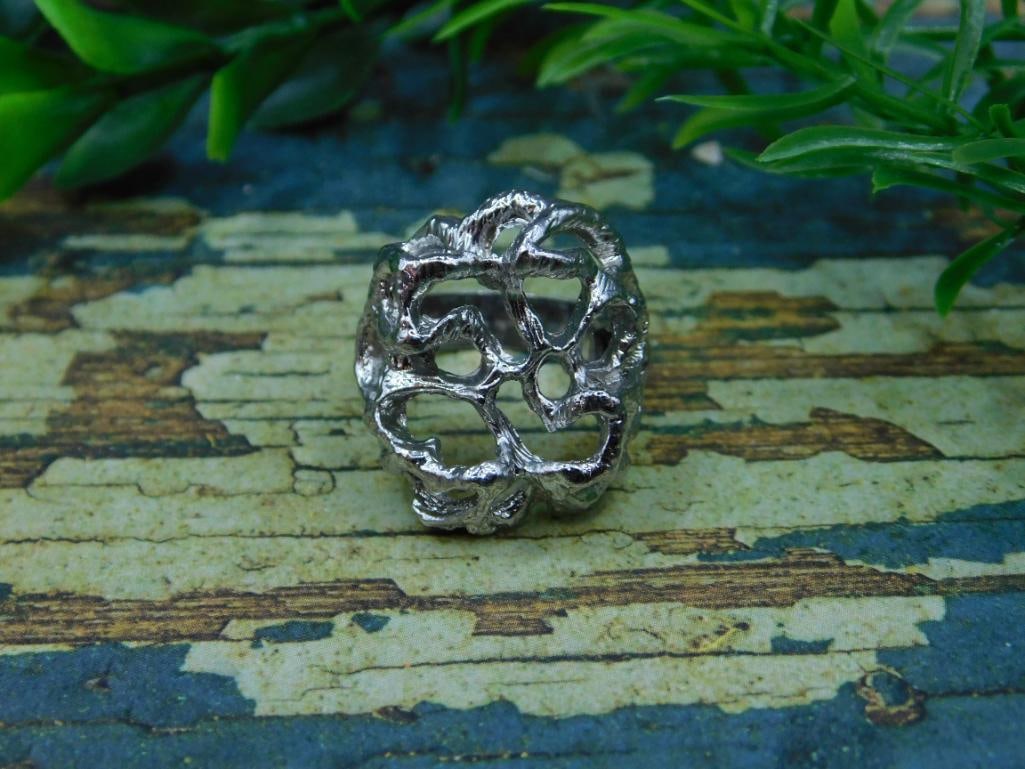 SILVER CLUSTER RING ROCK STONE LAPIDARY SPECIMEN: SILVER CLUSTER RING ROCK STONE LAPIDARY SPECIMEN