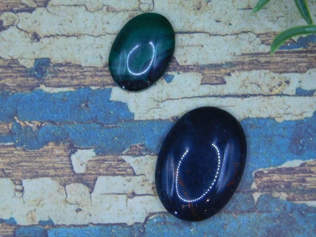 CABOCHONS ROCK STONE LAPIDARY SPECIMEN: CABOCHONS ROCK STONE LAPIDARY SPECIMEN