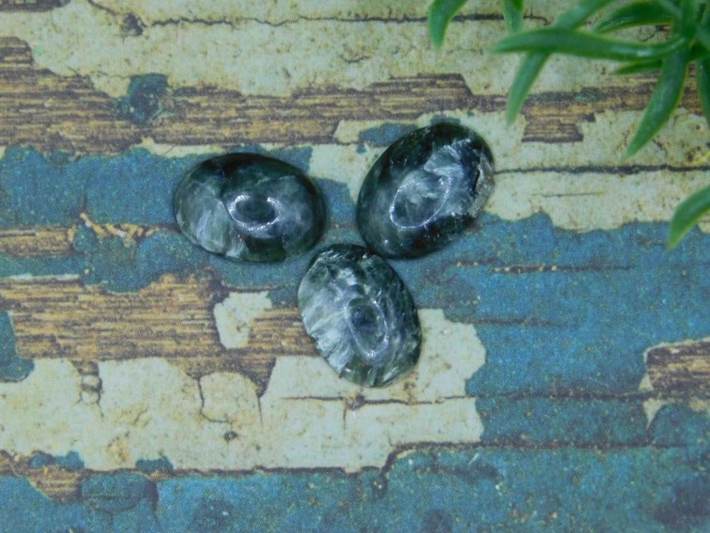 SERAPHINITE CABOCHONS ROCK STONE LAPIDARY SPECIMEN: SERAPHINITE CABOCHONS ROCK STONE LAPIDARY SPECIMEN