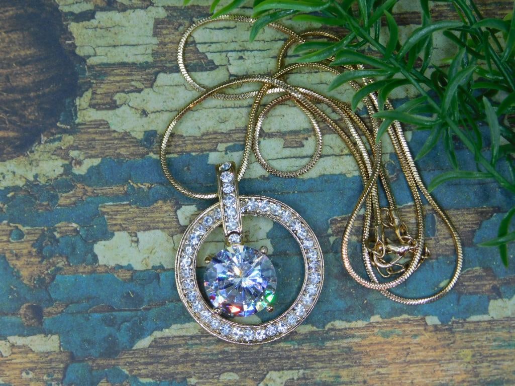 FASHION JEWELRY: FASHION JEWELRY