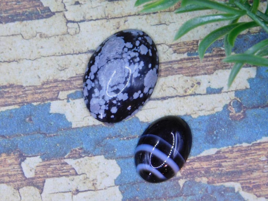 CABOCHONS ROCK STONE LAPIDARY SPECIMEN: CABOCHONS ROCK STONE LAPIDARY SPECIMEN