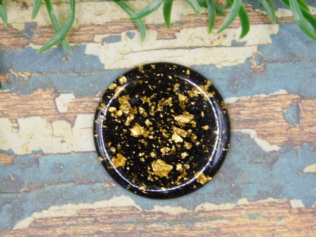 GOLD FLECKED CABOCHON ROCK STONE LAPIDARY SPECIMEN: GOLD FLECKED CABOCHON ROCK STONE LAPIDARY SPECIMEN