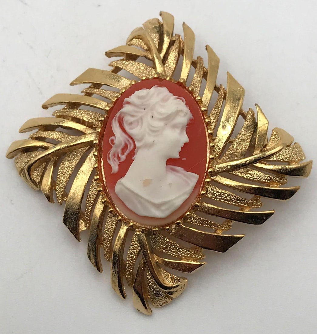 JEWELRY ROCK STONE LAPIDARY SPECIMEN: JEWELRY ROCK STONE LAPIDARY SPECIMEN