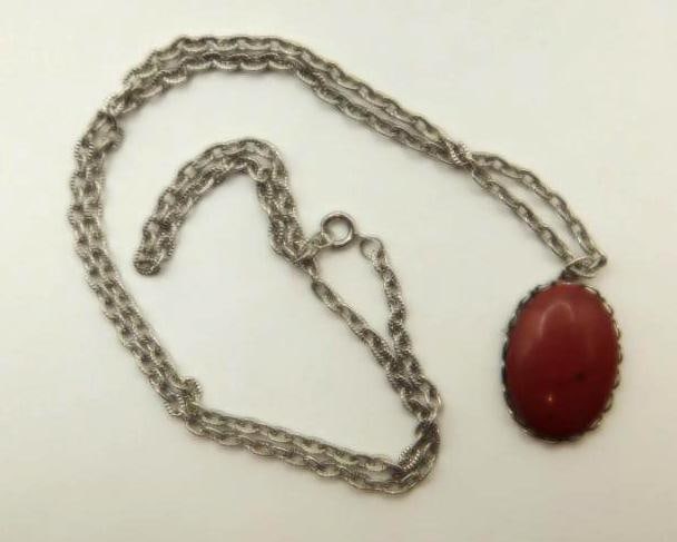 RED JASPER PENDANT NECKLACE ROCK STONE LAPIDARY SPECIMEN: RED JASPER PENDANT NECKLACE ROCK STONE LAPIDARY SPECIMEN