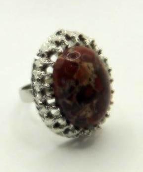 STONE RING ROCK STONE LAPIDARY SPECIMEN: STONE RING ROCK STONE LAPIDARY SPECIMEN